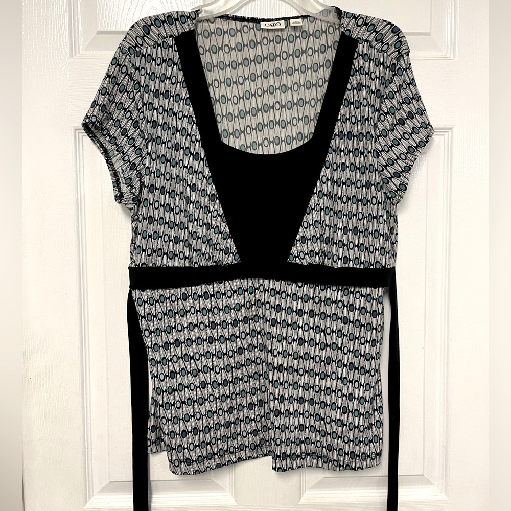 Cato Patterned Top